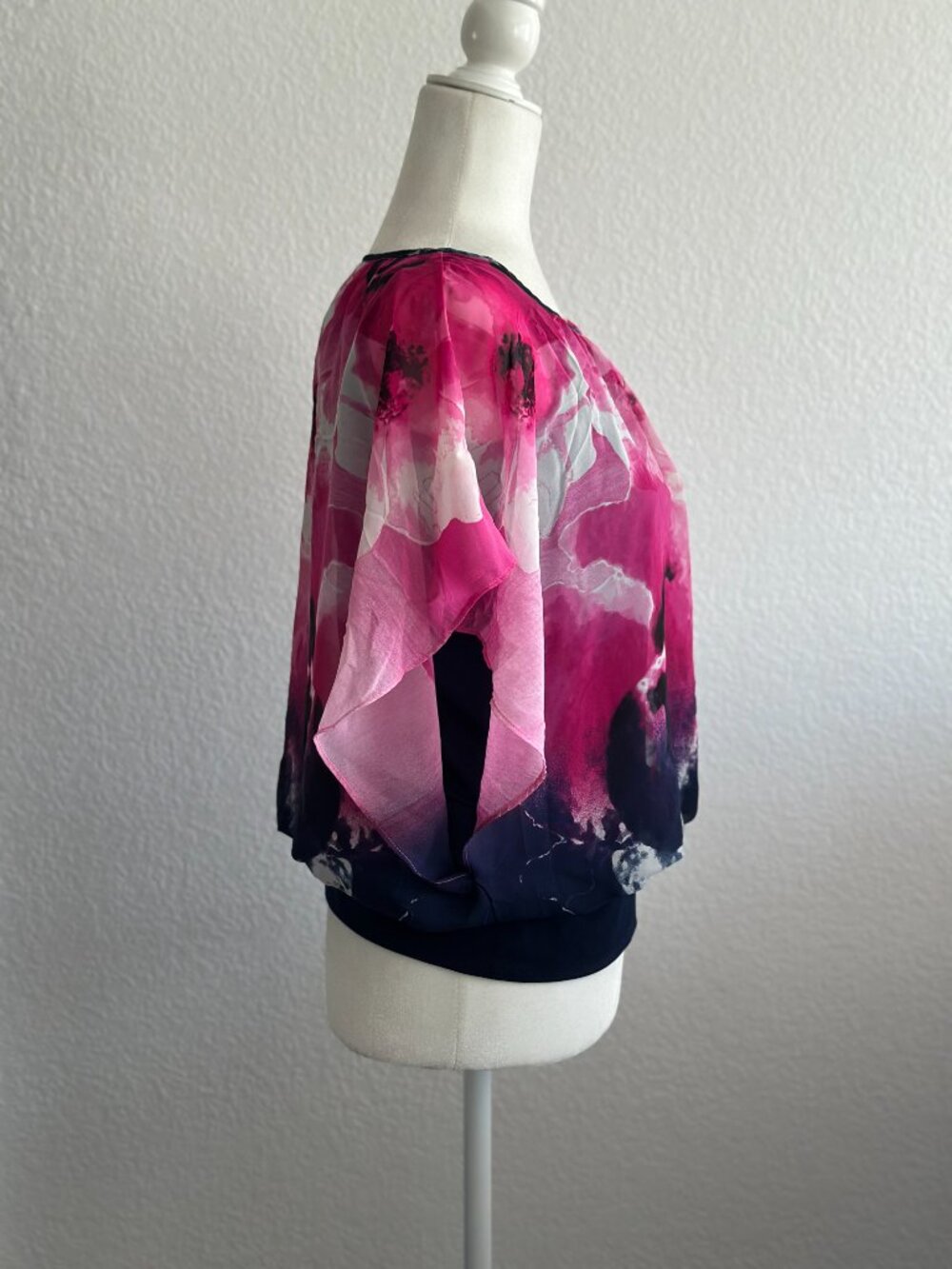 Style & Co Floral Chiffon Overlay Blouse Size Small Pink Navy Layered Top - Picture 4 of 6